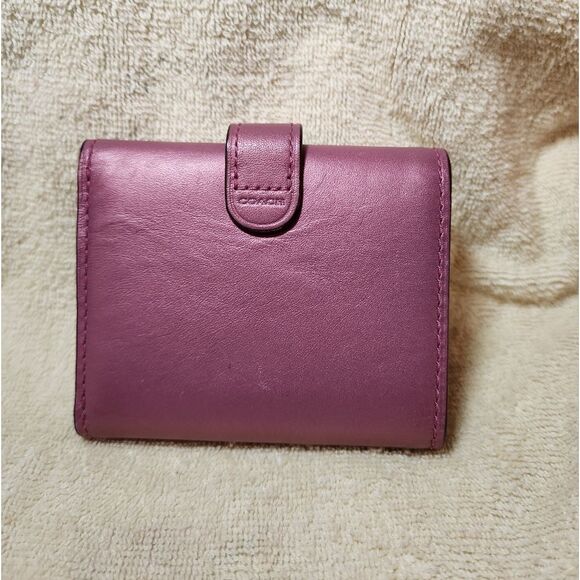 VGUC Coach 1941 Metallic PInk Trifold Wallet - Picture 2 of 4